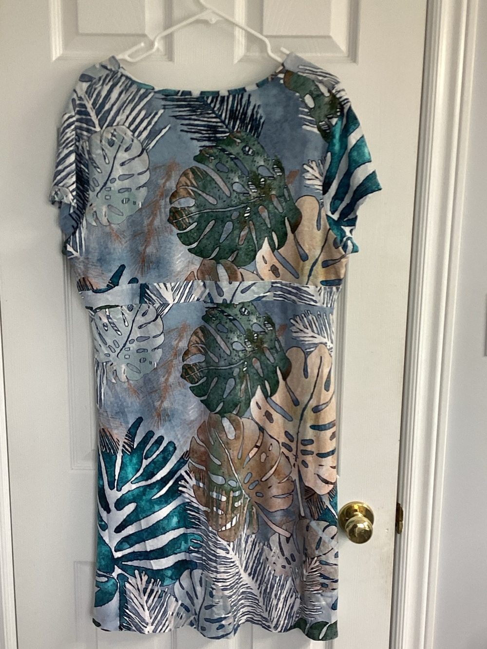 V-Neck Tropical Leaf Midi Dress in Teal and Gray - Picture 2 of 3